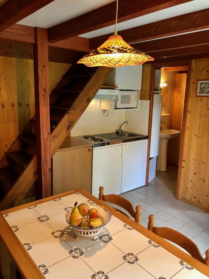 Chalet Dans Le Parc D'Un Manoir Du Xixeme Angles  Экстерьер фото